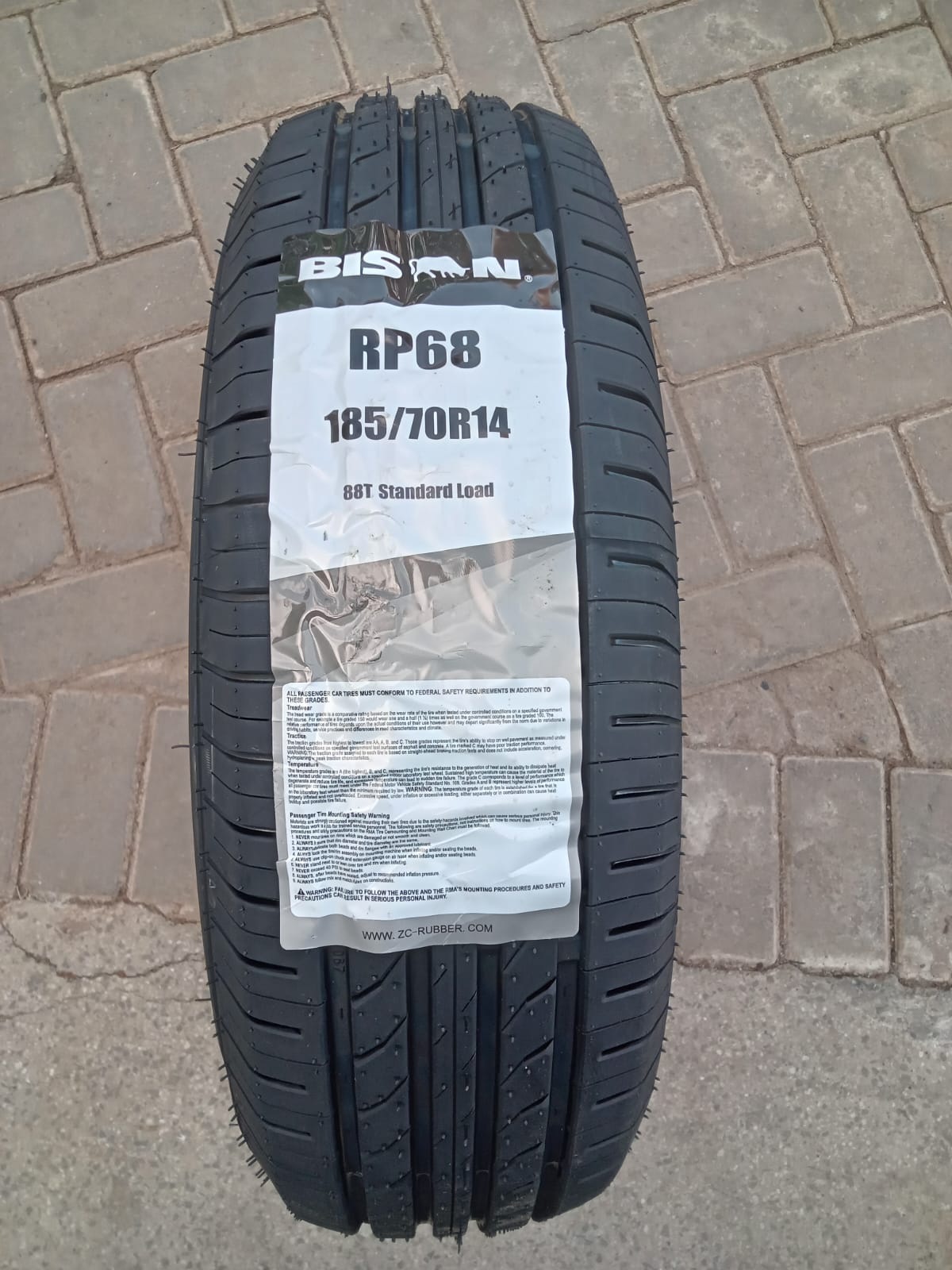 Bison 185/70R14